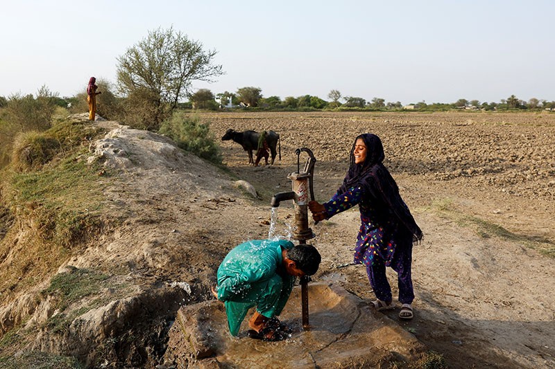 Pakistan Masih Dilanda Gelombang Panas, Suhu Udara 49 Derajat Celsius - Bagian 2