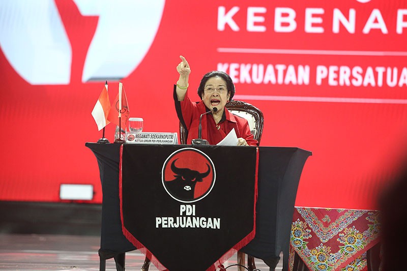 Seluruh Kader Minta Megawati Soekarnoputri Kembali Pimpin PDI Perjuangan - Bagian 1