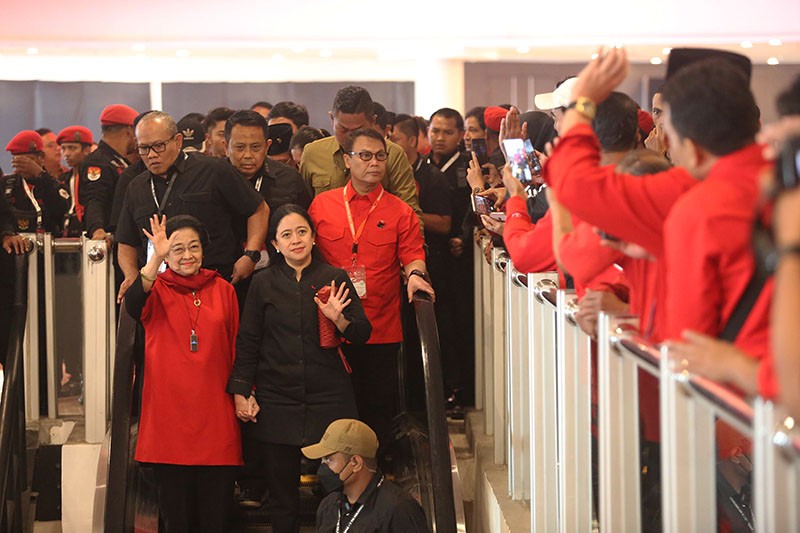 Seluruh Kader Minta Megawati Soekarnoputri Kembali Pimpin PDI Perjuangan - Bagian 4