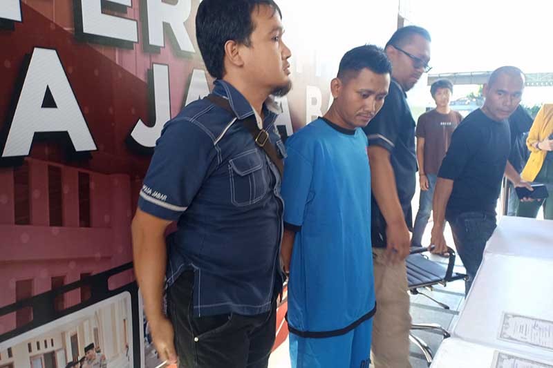 Ekspresi Pegi Perong Rela Mati Bantah Tuduhan Polisi: Saya Tidak Pernah Membunuh Vina - Bagian 1
