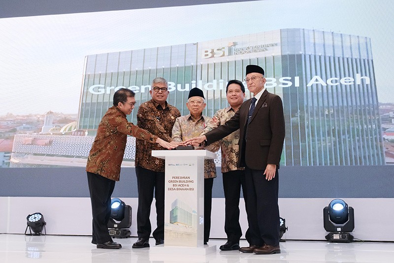 Wapres Ma'ruf Amin Resmikan Gedung Ramah Lingkungan Landmark BSI Aceh - Bagian 1