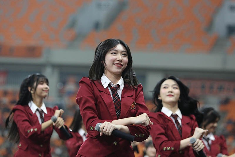 Penampilan JKT48 Bikin Penonton RCTI Premium Sports Ikut Berjoget - Bagian 4