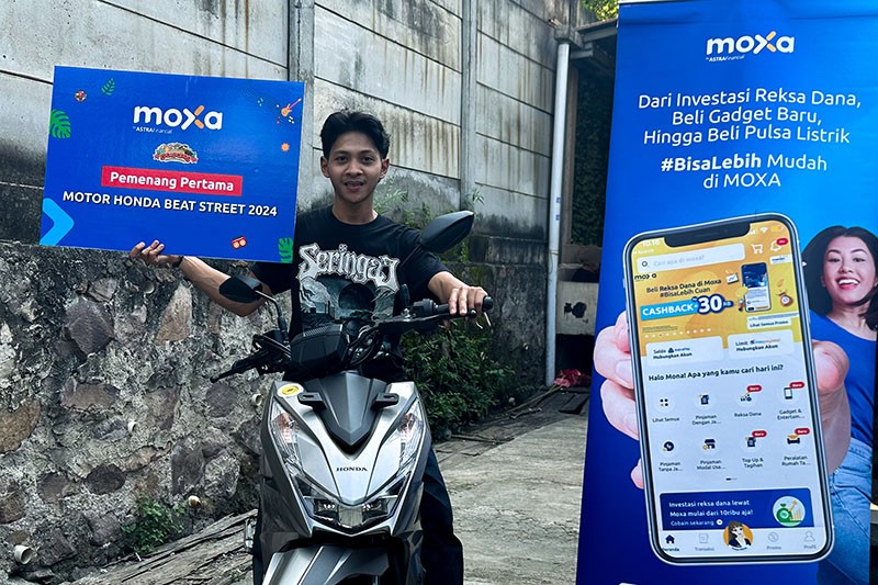 Ekspresi Pemenang Sepeda Motor pada Acara 35th Localicius - Bagian 2