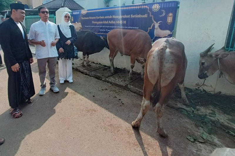 Penyaluran Bantuan Hewan Kurban Idul Adha 1445 H - Bagian 1