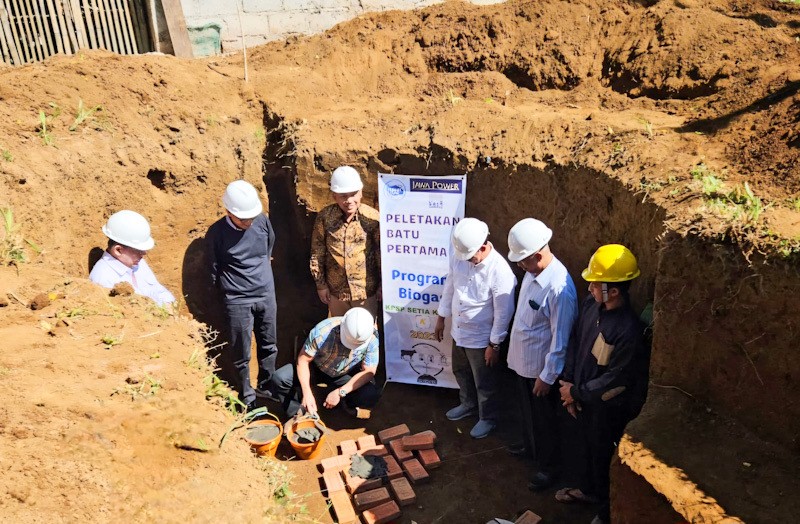 Program Biogas untuk Peternak Sapi Perah Lokal - Bagian 1