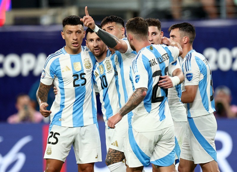 Argentina Masuk Final Copa America 2024, Julian Alvarez dan Lionel Messi Cetak Gol - Bagian 1
