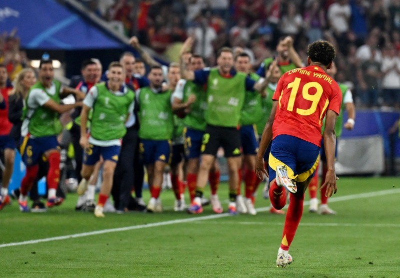 Performa Lamine Yamal Bawa Spanyol Tembus Final Euro 2024  - Bagian 4