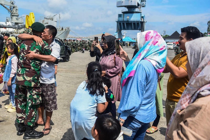 499 Prajurit TNI Pulang ke Palembang Usai Jaga Perbatasan RI-PNG Selama 16 Bulan - Bagian 2