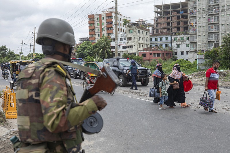 Suasana Jalanan Dhaka Bangladesh Mencekam, Internet Diputus Pemerintah - Bagian 2