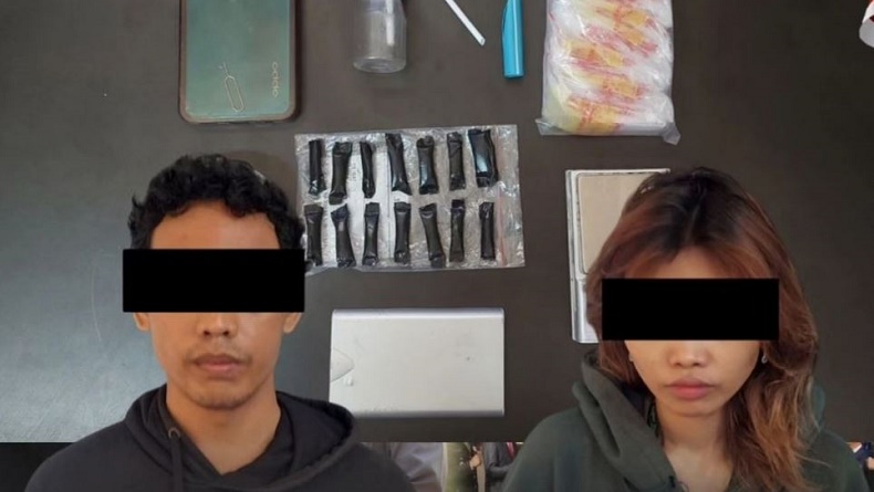 Janda Muda Digerebek Bersama Pemuda dalam Kamar Kontrakan di Lebak, Ditemukan Sabu