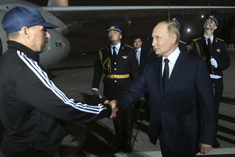 AS - Rusia Sepakat Tukar Tahanan, Terbesar Dalam Sejarah Pasca Uni Soviet - Bagian 3
