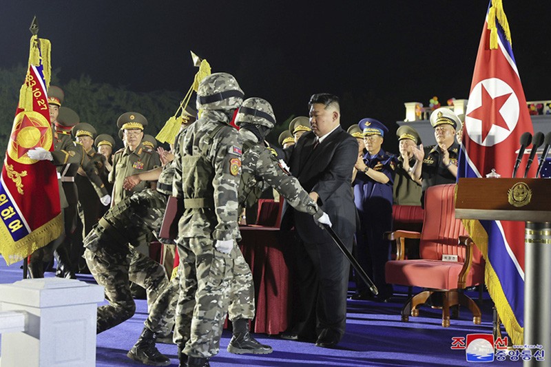 Kim Jong Un Bentuk Unit Peluncur Rudal Nuklir Siap Kirim ke Garda Terdepan Korut - Bagian 1
