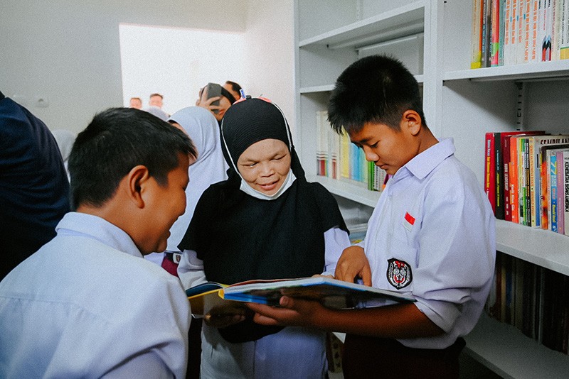 Rusak akibat Gempa, Perpustakaan di Desa Sukamulya Cianjur Kembali Dibangun - Bagian 2