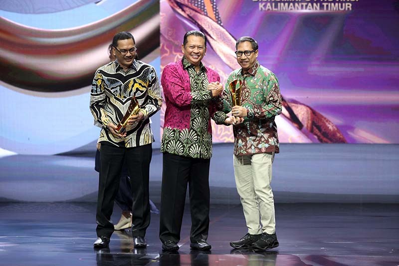Foto-Foto Pemimpin Daerah Awards 2024 - Bagian 3
