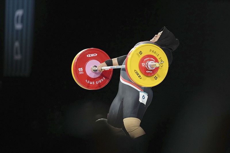Momen Perjuangan Lifter Nurul Akmal pada Final Angkat Besi Olimpiade 2024 - Bagian 3