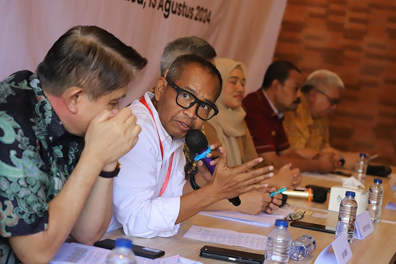 Polemik Larangan Penjualan Rokok - Bagian 1