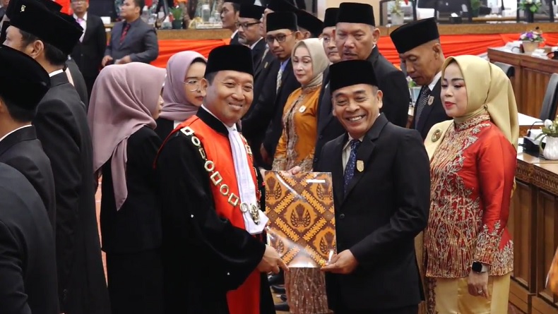 Ucapkan Sumpah dan Janji, 4 Kader Perindo Dilantik Jadi Anggota DPRD Kota Madiun
