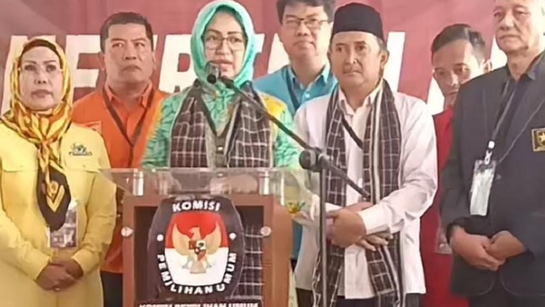 Pakai Batik Kuning Hijau dan Kemeja Putih, Airin-Ade Daftar ke KPU Ikut Pilkada Banten