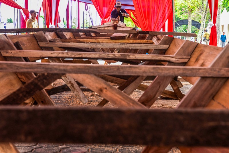 Pembuatan Perahu Bidar Tradisional - Bagian 1