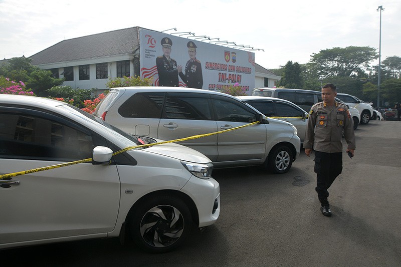 Penampakan Belasan Mobil Bodong Disita dari Sindikat Penadah - Bagian 1