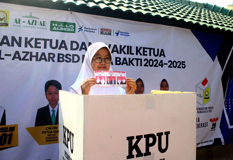 Belajar Demokrasi, Murid SMP Al-Azhar BSD Ikuti Proses Pemilu OSIS Mirip Pilpres - Bagian 1