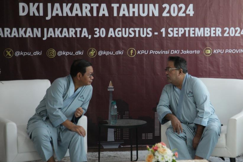 Pramono Anung - Rano Karno Jalani Tes Kesehatan - Bagian 2