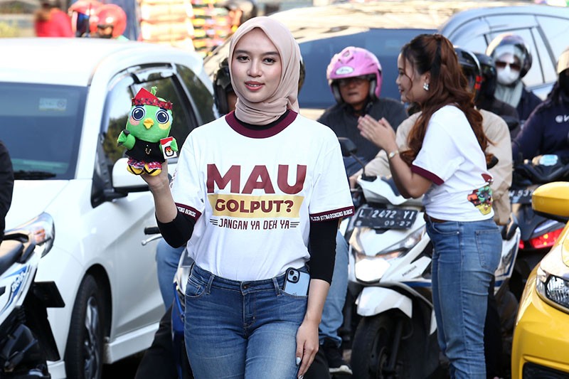 KPU Jatim Kerahkan 3 Perempuan Cantik Tekan Angka Golput Pilkada 2024 - Bagian 4