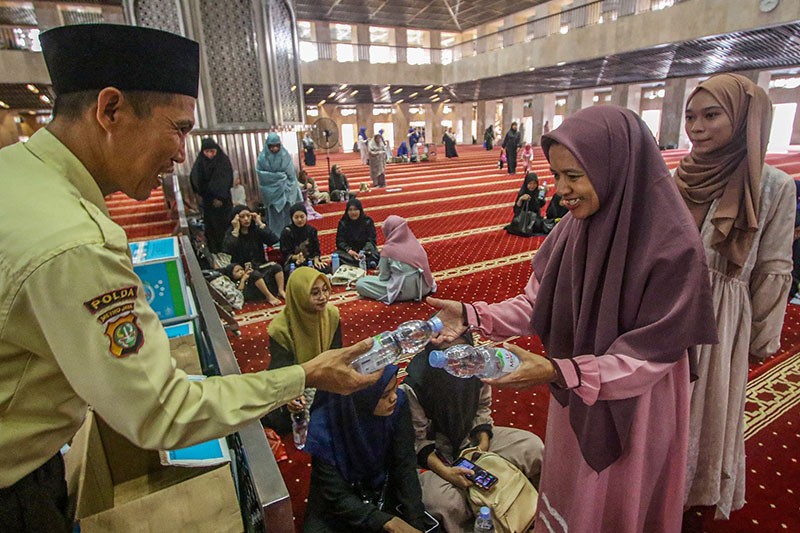  Merawat Kebhinekaan di Peringatan Maulid Nabi Muhammad SAW   - Bagian 2