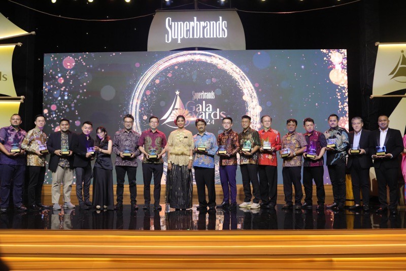 Top! iNews TV dan Okezone Raih Penghargaan Superbrands - Bagian 5