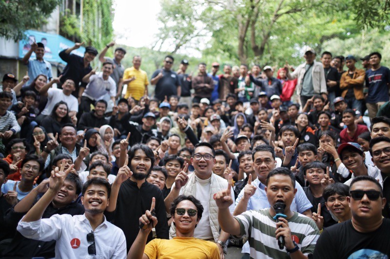 Ridwan Kamil Nongkrong Bareng Ratusan Pelajar se-Jakarta, Berikan Pesan Ini - Bagian 1