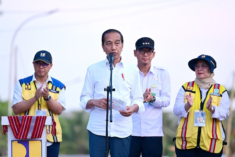 Presiden Jokowi Resmikan 27 Ruas Jalan Sepanjang 217 Km di NTT  - Bagian 3