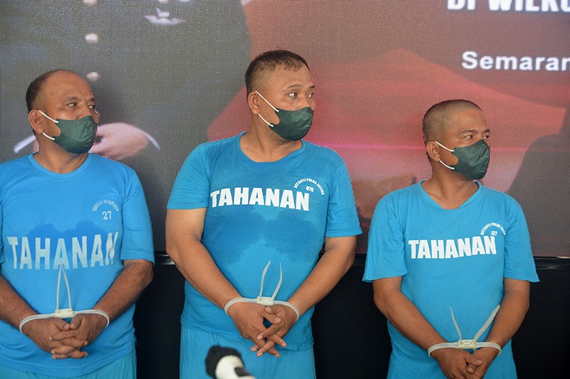 Tampang Bos Debt Collector Anggiat Marpaung dan Kompolotan Ditangkap Polisi - Bagian 2