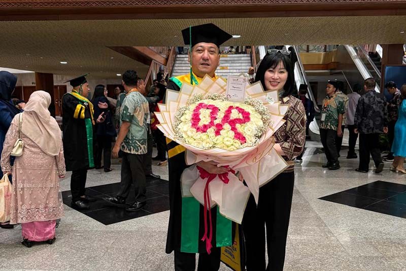 Pengacara Kondang Krisna Murti Raih Gelar Doktor Universitas Jayabaya dengan Predikat Cumlaude - Bagian 2