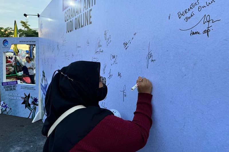 Berantas Judi Online di Indonesia Melalui Penindakan, Penyebarluasan dan Pemulihan  - Bagian 3