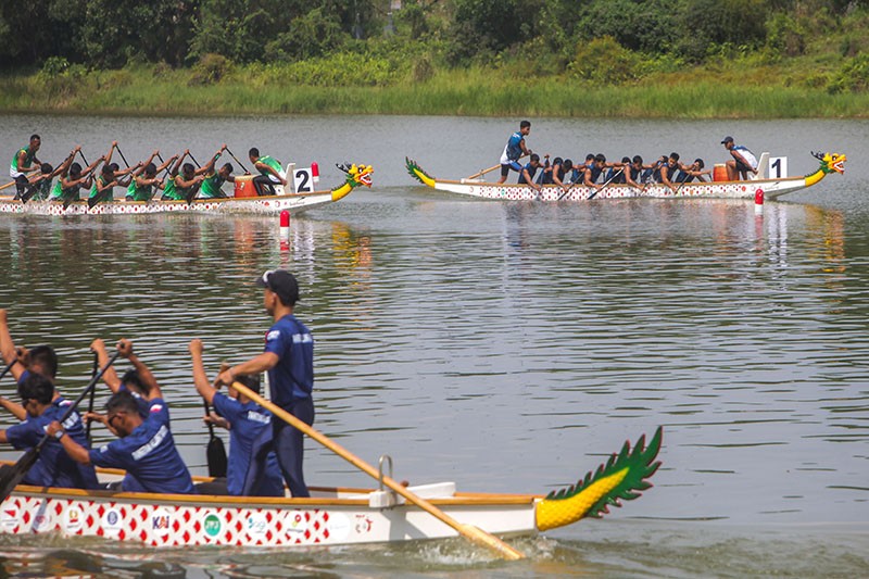 Adu Cepat Perahu Naga Berebut Piala Panglima TNI - Bagian 3