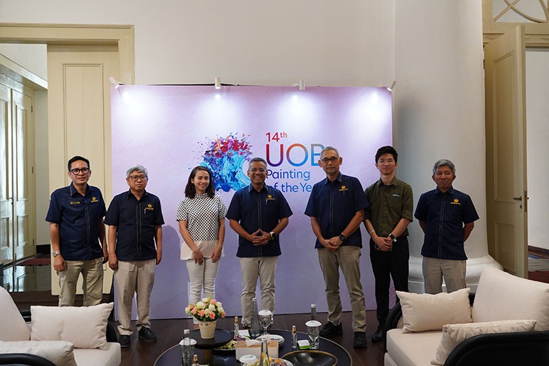 Wamenkeu Tinjau Pameran Karya Seni UOB Painting of The Year - Bagian 1