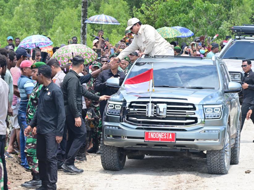 Momen Hangat Presiden Prabowo bersama Warga Merauke - Bagian 3