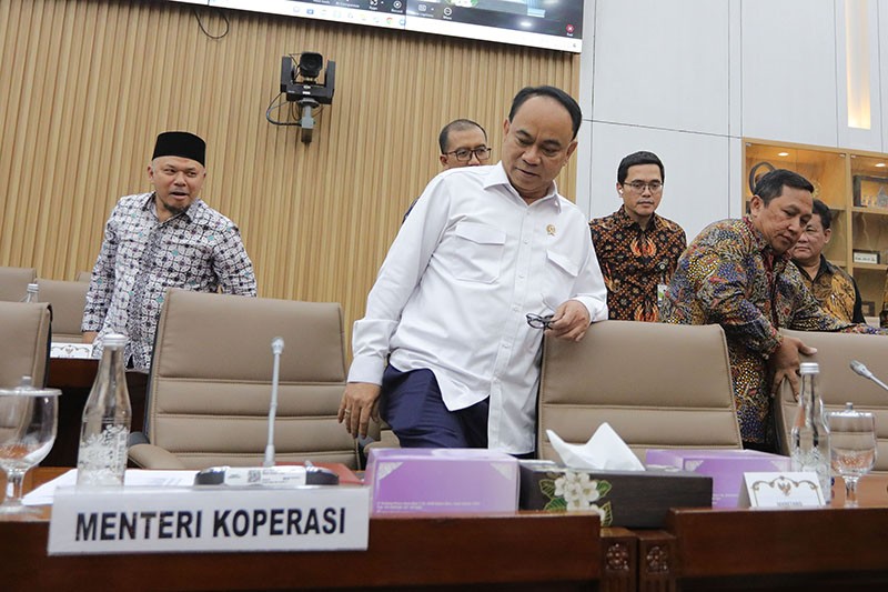Menkop Budi Arie Raker bersama DPR, Ini yang Dibahas - Bagian 1