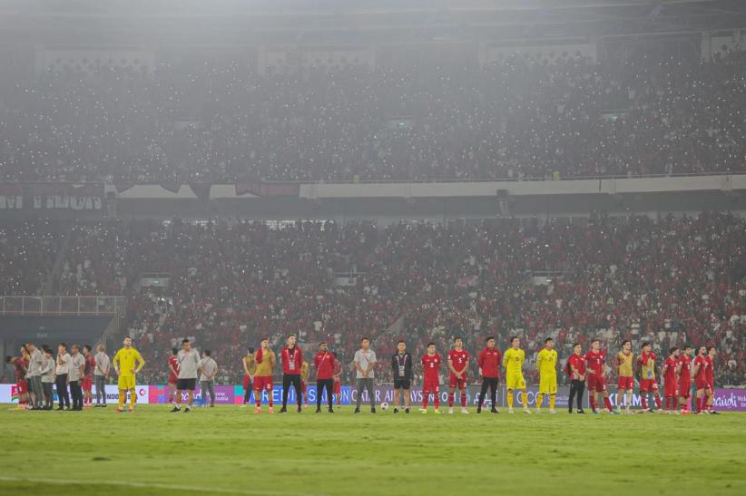 Semangat Ribuan Pendukung Timnas Indonesia meski Garuda Dibungkam Samurai Biru - Bagian 4