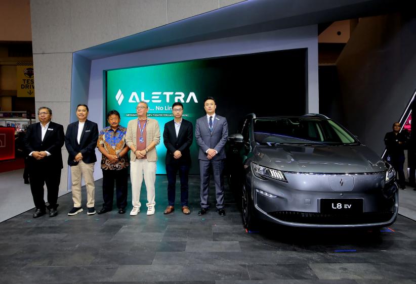 Tampilan Mobil Listrik Aletra L8 EV, MPV 7 Seater Terluas di Kelasnya  - Bagian 4