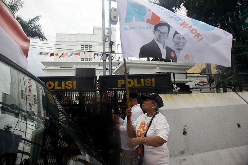 Aksi Relawan RIDO Tuntut KPU DKI Gelar Pilkada Jakarta Dua Putaran - Bagian 3