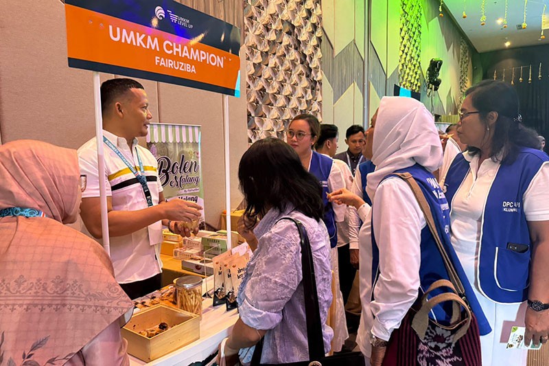 Kemenkomdigi Apresiasi 10 UMKM Terbaik - Bagian 1