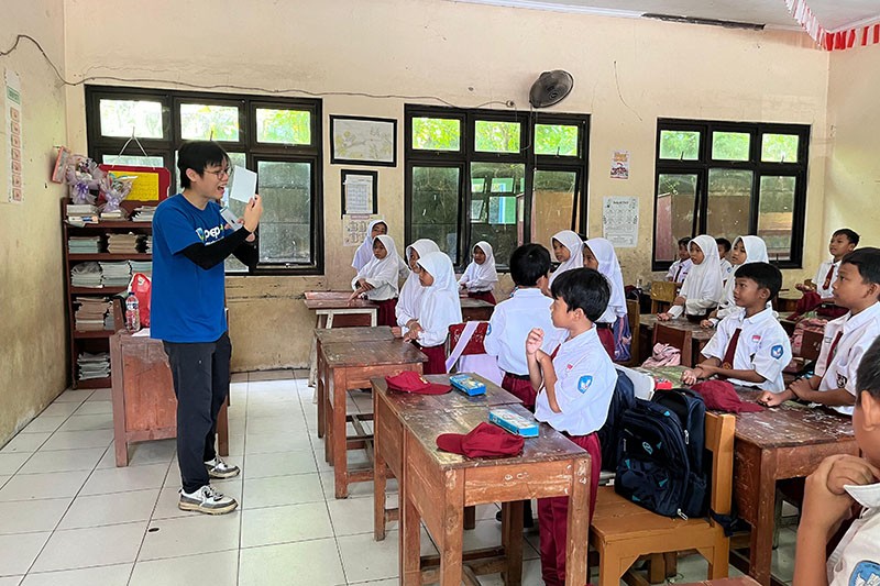 Perkuat Fasilitas Belajar dan Program Literasi di SDN 01 Cikarang Pusat - Bagian 1