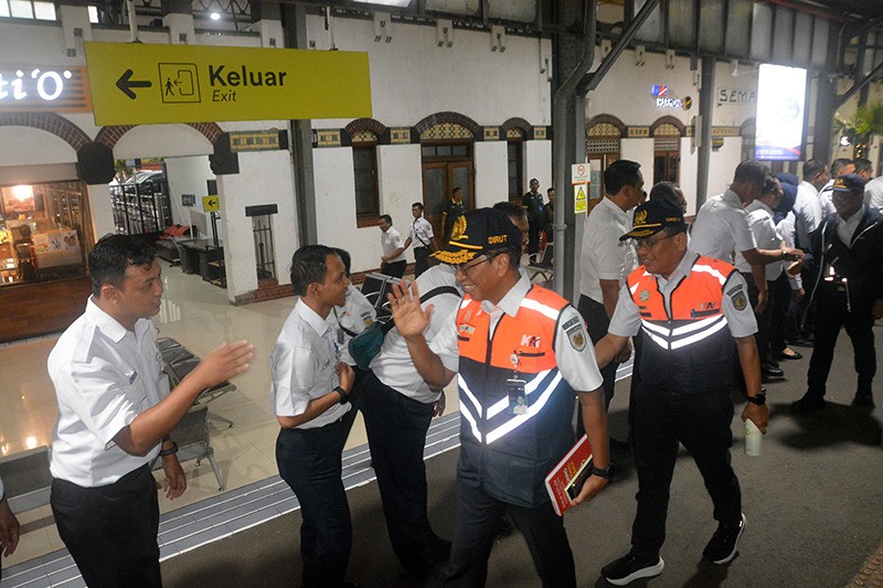 Kesiapan Transportasi Kereta Api Jelang Nataru - Bagian 2