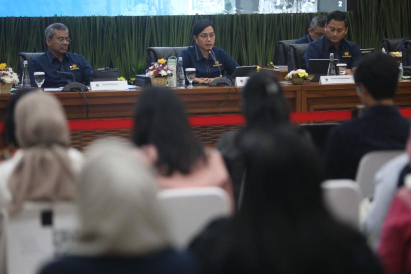 Menkeu Sri Mulyani Laporkan APBN per November 2024 Defisit Rp401,8 triliun - Bagian 1
