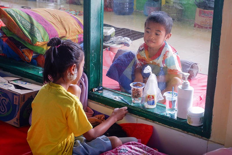 Potret Pengungsi Banjir, Rumah Terendam Sejak Beberapa Hari di Makassar  - Bagian 5