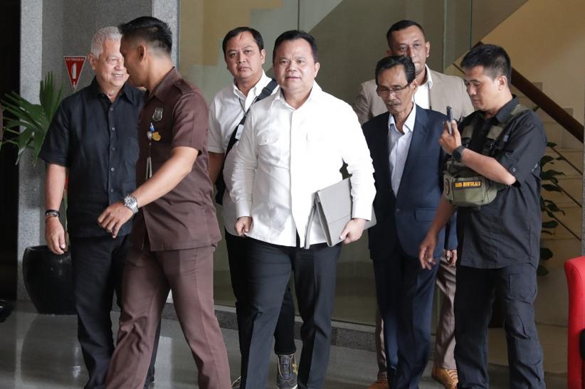 Kasus Harun Masiku, Eks Dirjen Imigrasi Ronny Sompie Diperiksa KPK - Bagian 1