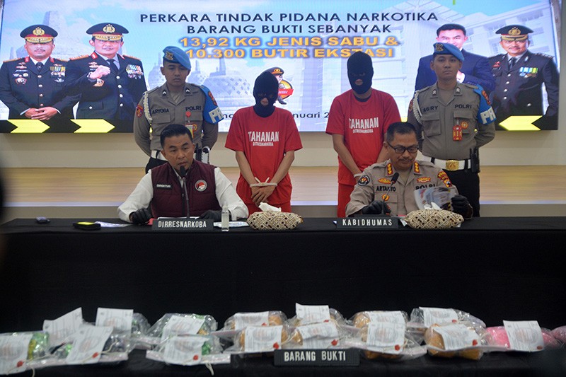 Penyelundupan 13,92 Kg Sabu dan 10.300 Butir Ekstasi di Pelabuhan Tanjung Emas - Bagian 1