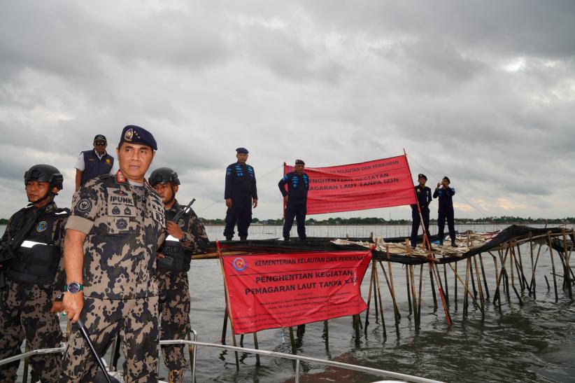 Penampakan Pagar Laut Misterius Panjang 30 Km di Tangerang Kini Disegel KKP - Bagian 3
