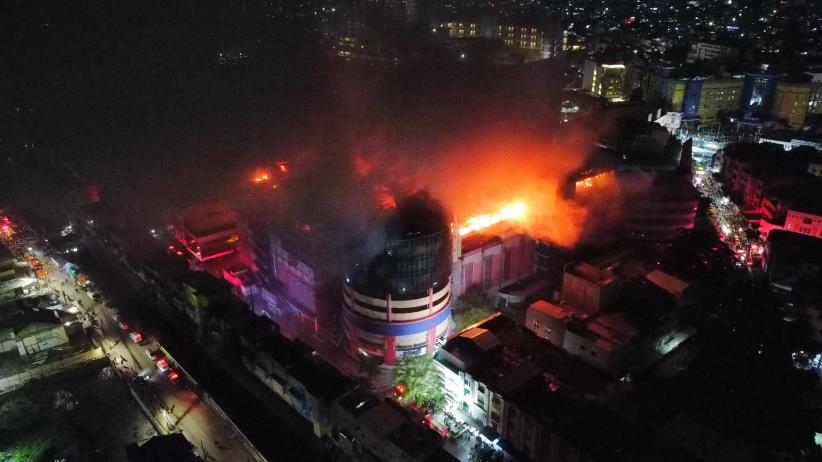 Foto-Foto Kebakaran Glodok Plaza - Bagian 2